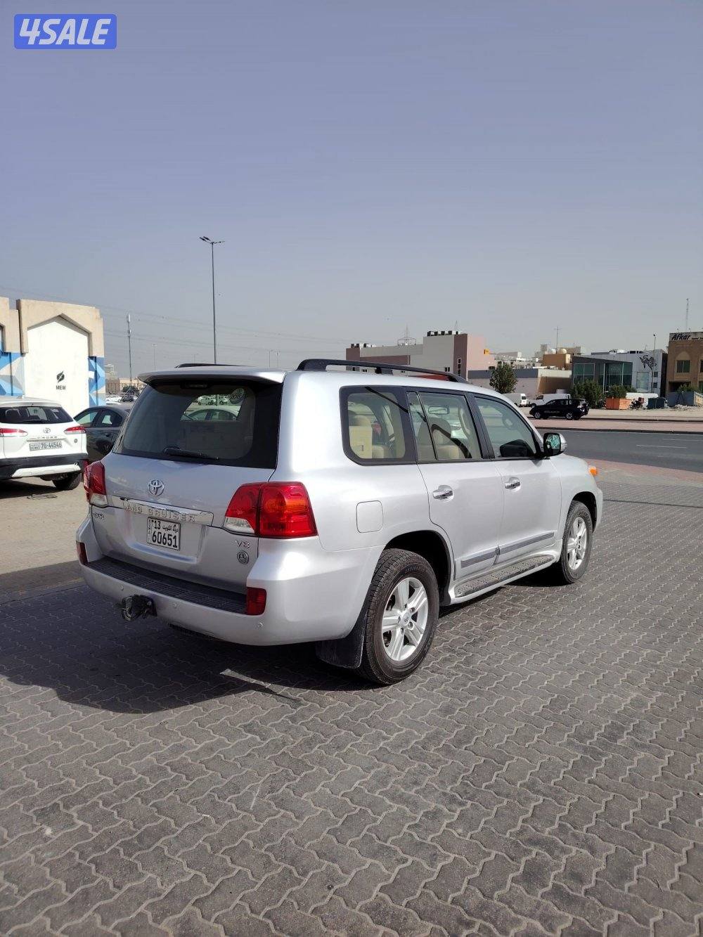 لاند كروز 2015 الساير عداد 290 الف3