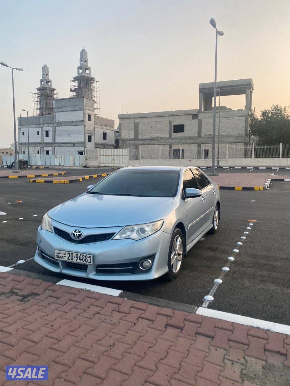 كامري GLX الساير 2013 بحاله الوكاله عداد 170 الف0