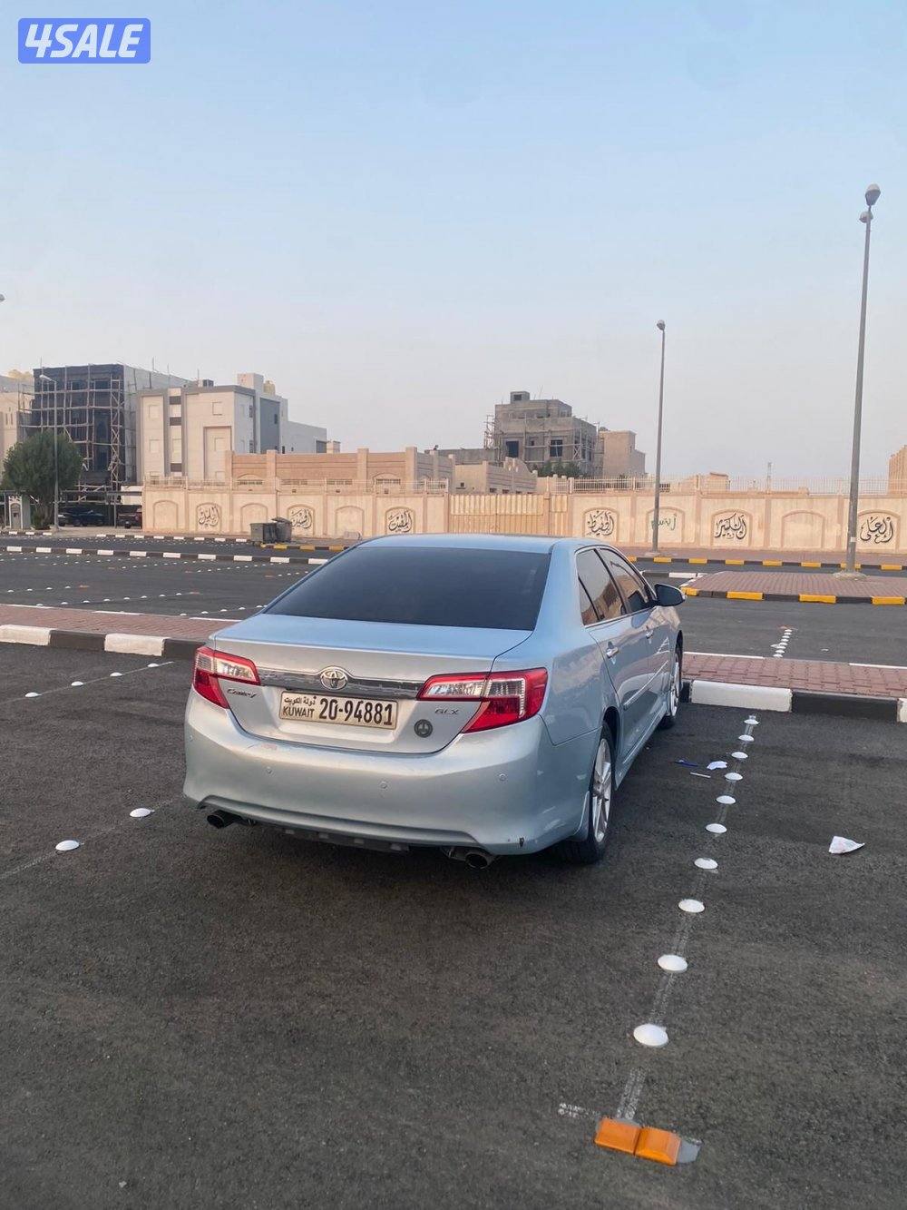 كامري GLX الساير 2013 بحاله الوكاله عداد 170 الف3