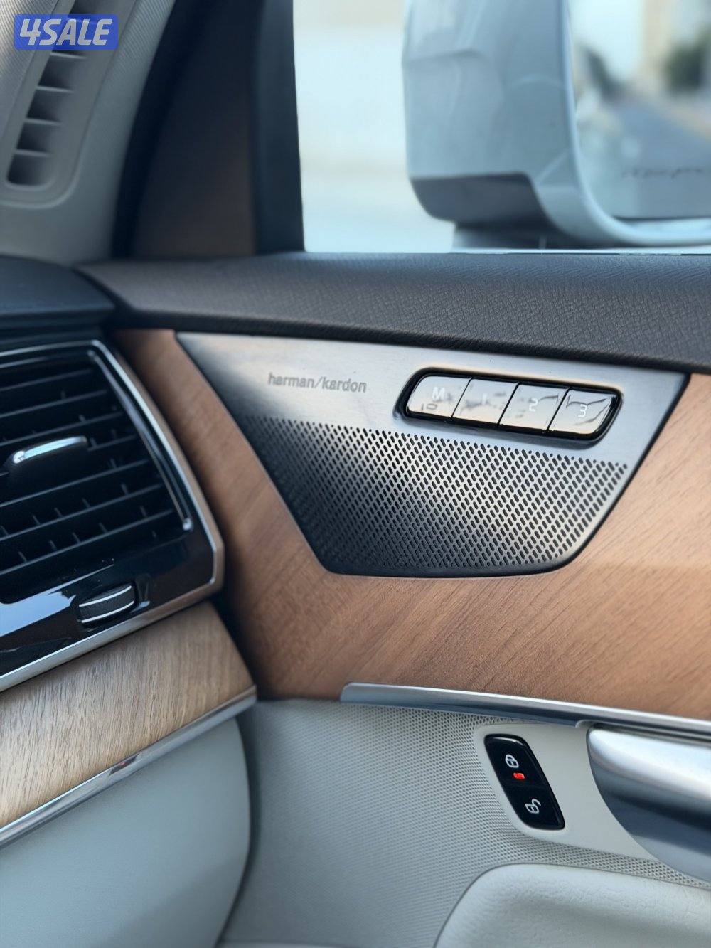 VOLVO XC 90 B5 AWD 2022 تحت الكفاله10