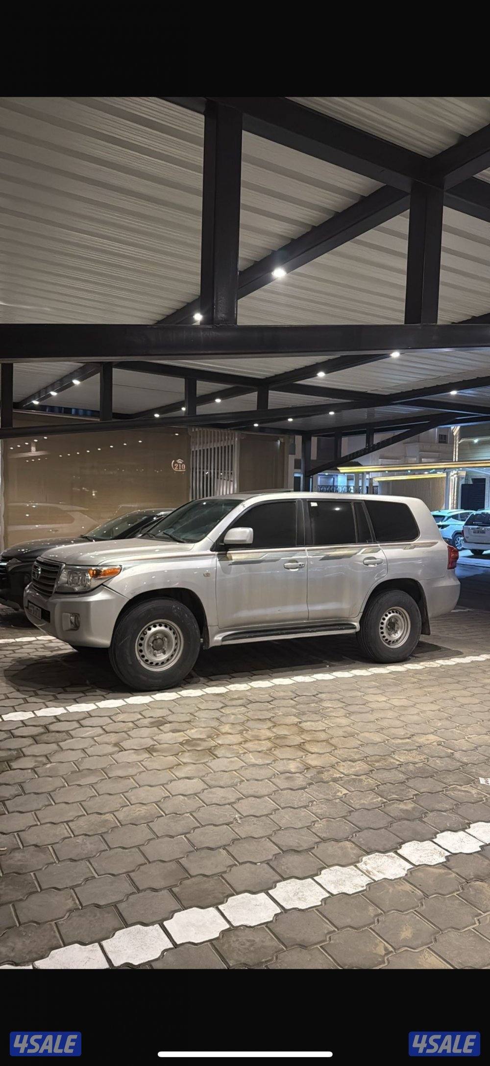 لاند gx قير عادي اساس سبير علاق ماشي ٤٢٣ شاصي جيد مايبيله شي1