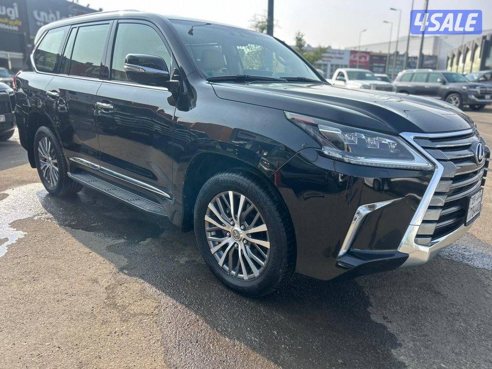لكزس LX570 درجة ثانيه  موديل 2021 ماشى 135.000 k.m  وارد الساير .1