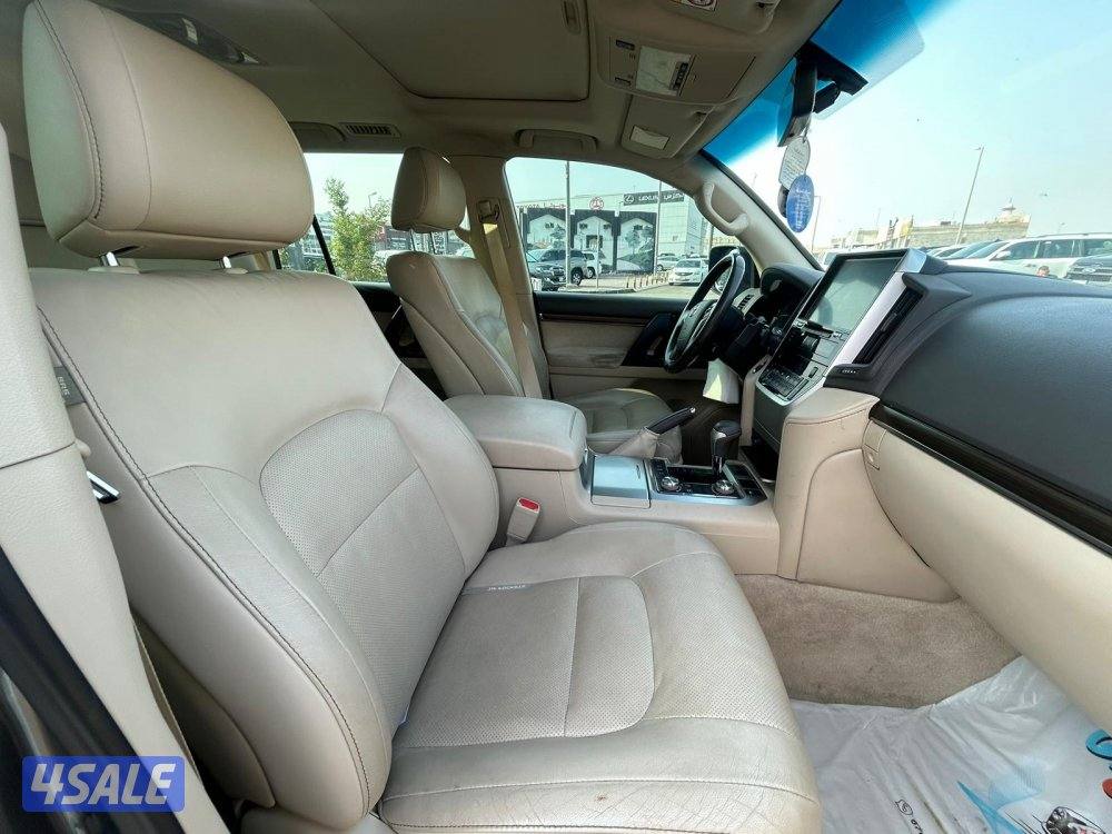 لاند كروزرGX.R تورينق-V8 موديل 2019 ماشى5