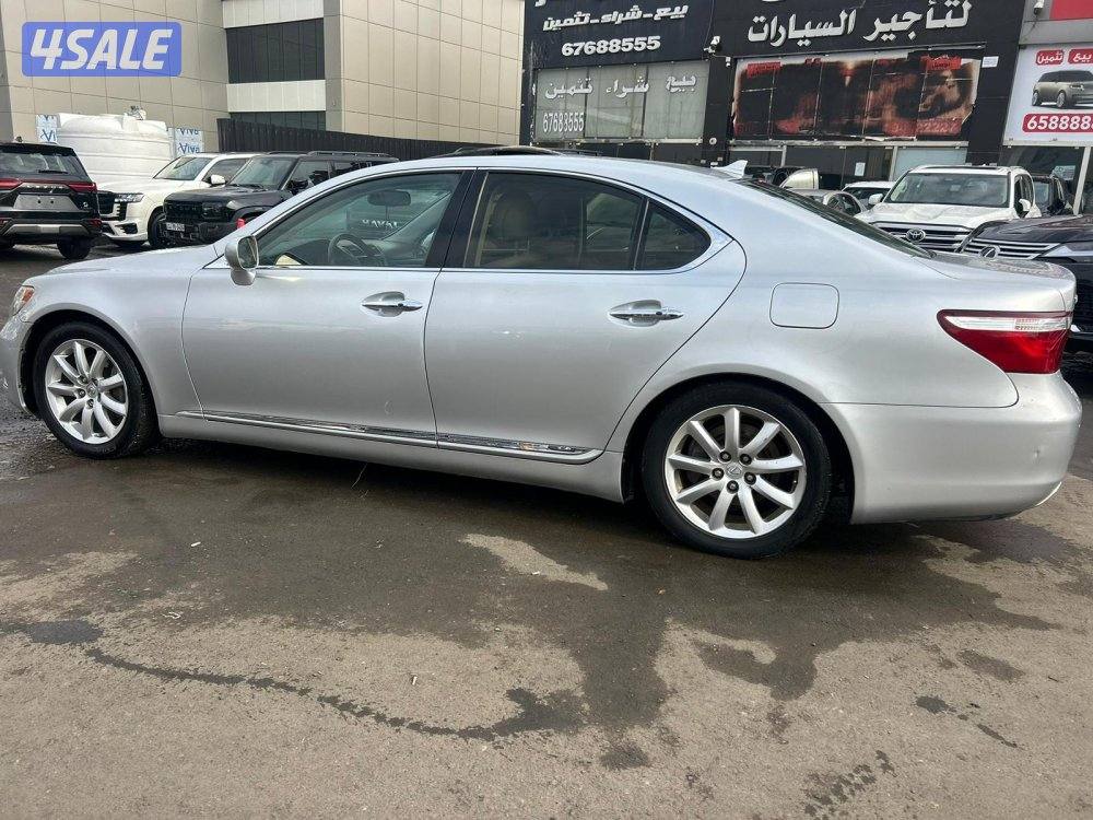 لكزس LS460 موديل 2008 ماشى 143.000 k.m وارد اليابان .اصباغ متفرقه3