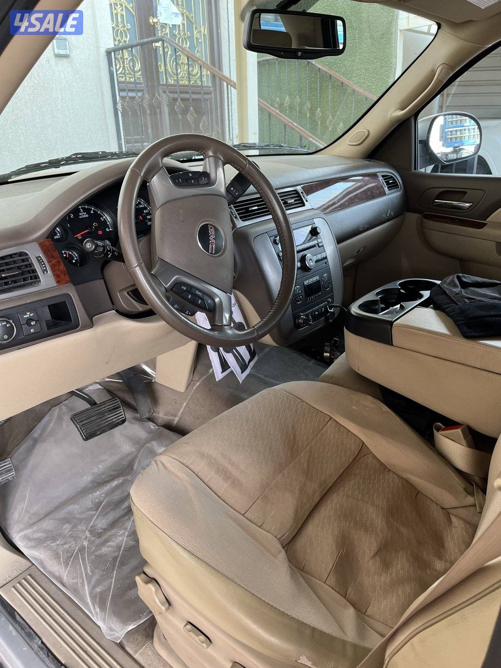 سوبربان GMC بحاله ممتازه ماشي 132 مالك ثاني م ٢٠١٢6