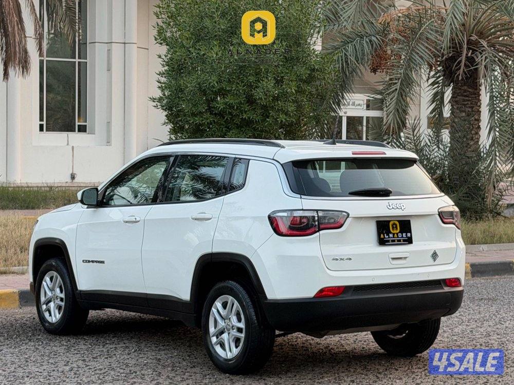 للبيع جيب كومباس موديل 2018 وارد الملا5