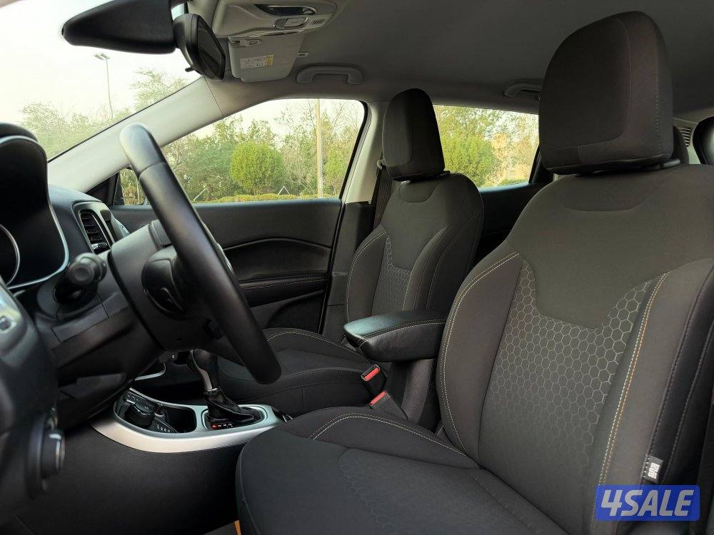 للبيع جيب كومباس موديل 2018 وارد الملا6