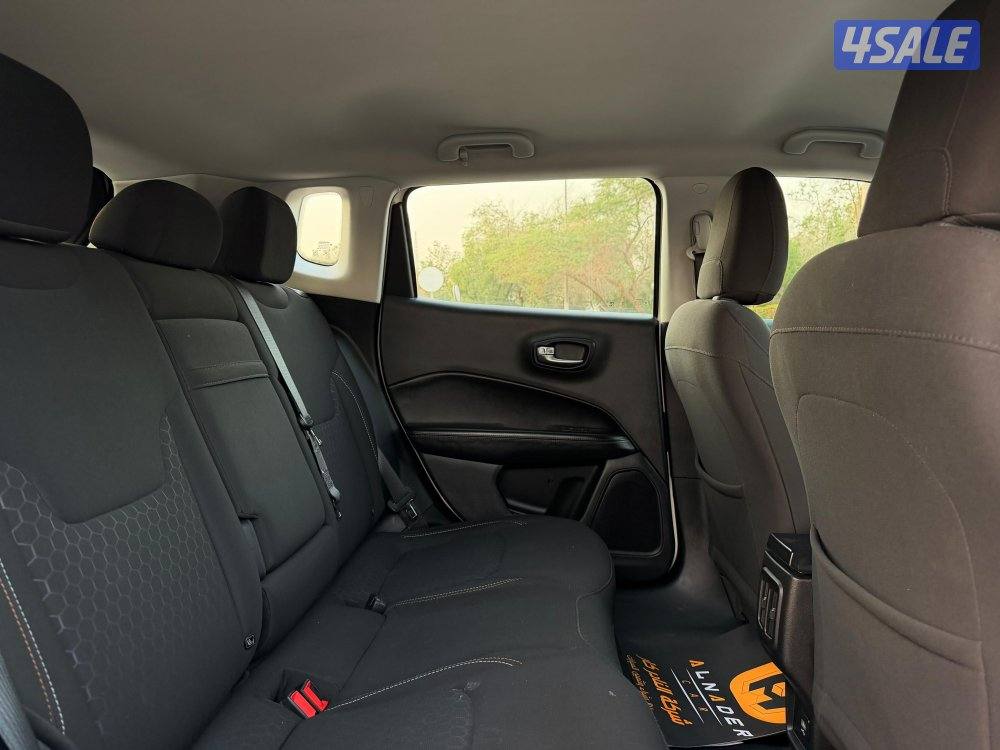 للبيع جيب كومباس موديل 2018 وارد الملا12