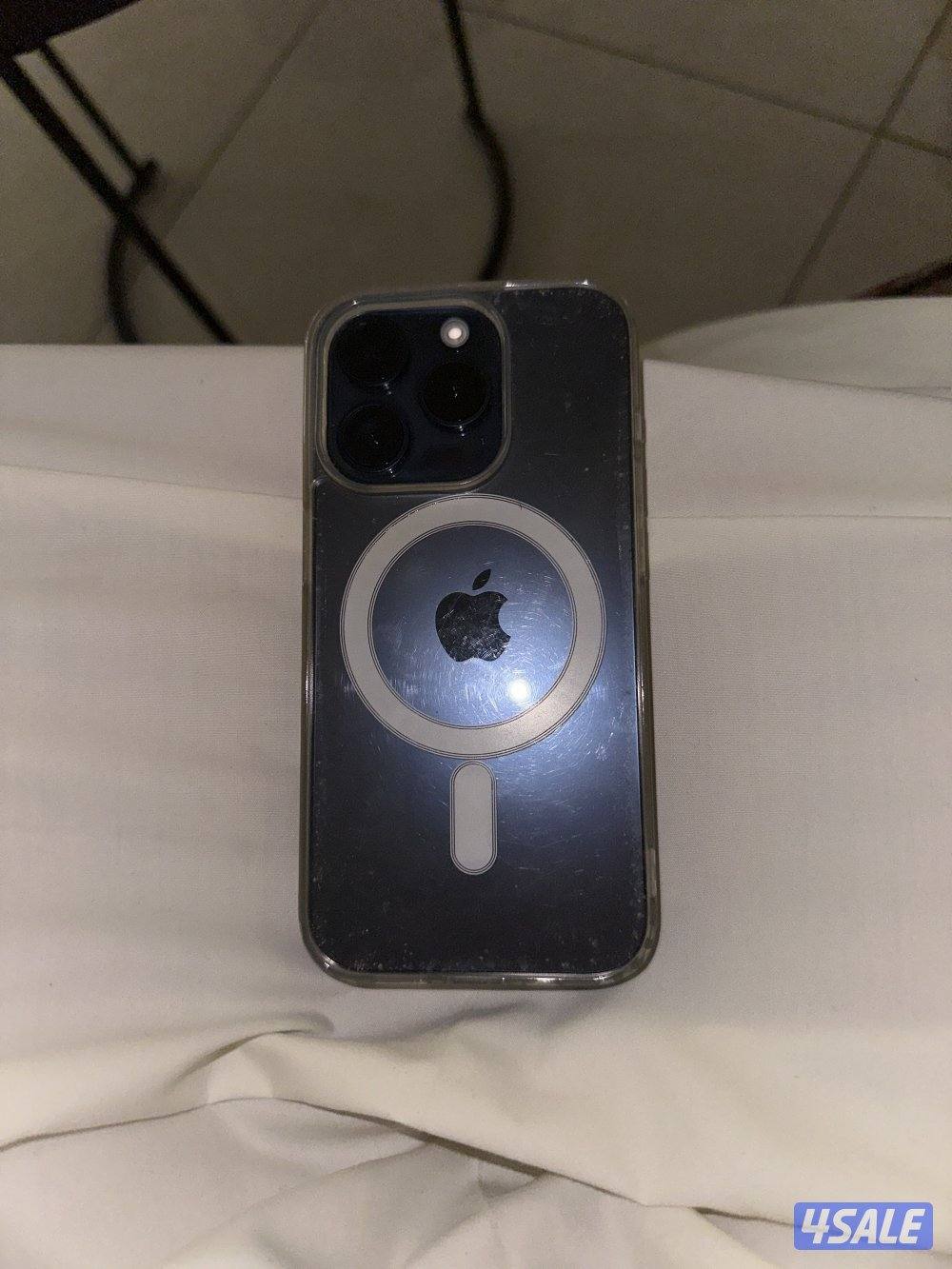 للبيع ايفون برو 15 iPhone pro كحلي تيتانيوم3