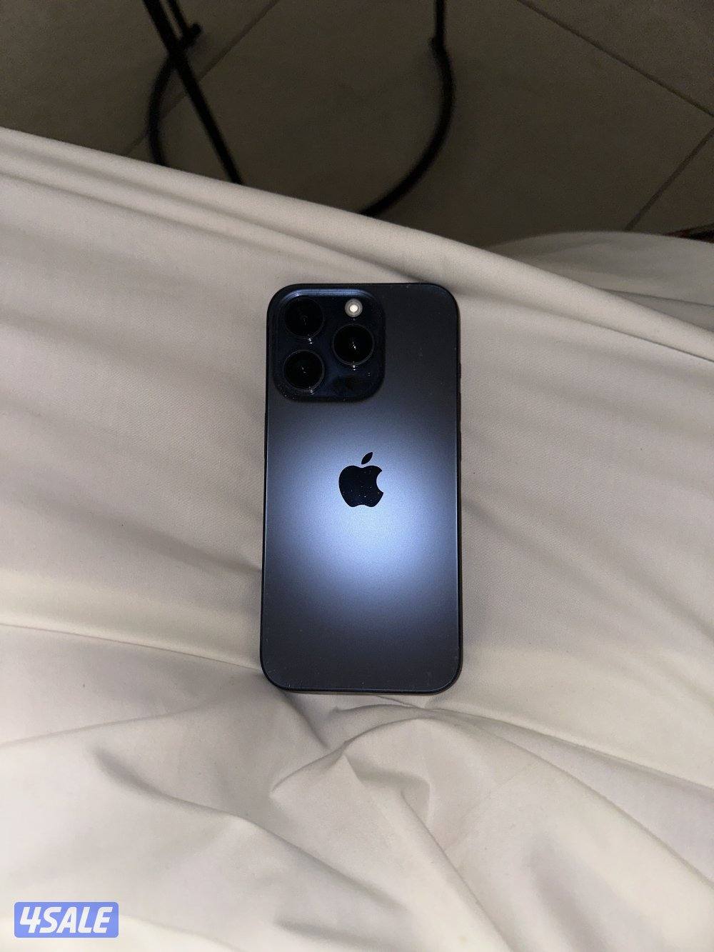 للبيع ايفون برو 15 iPhone pro كحلي تيتانيوم5