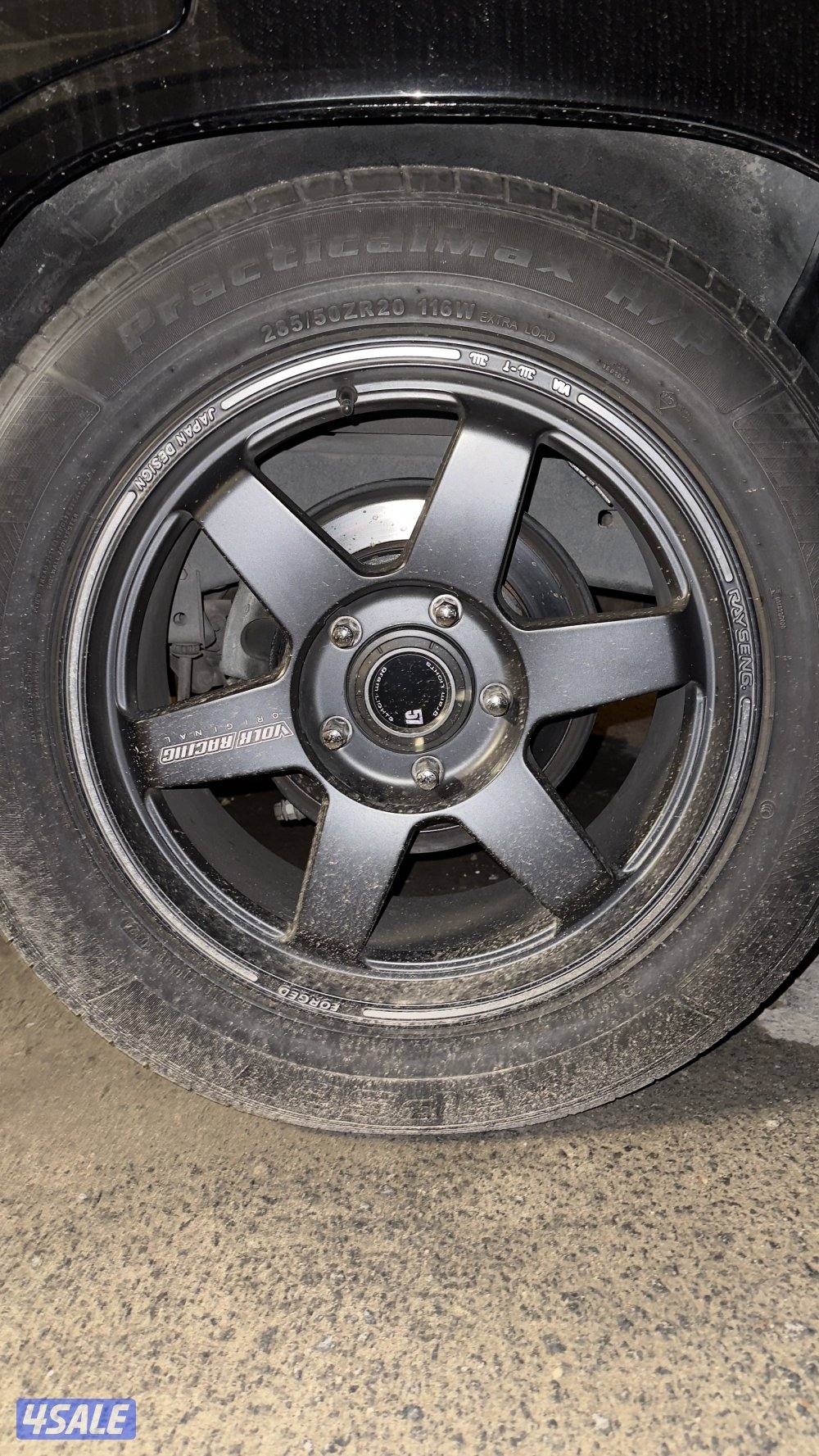 للبيع رنقات مع توايرهم حجم 20 خمس براغي0