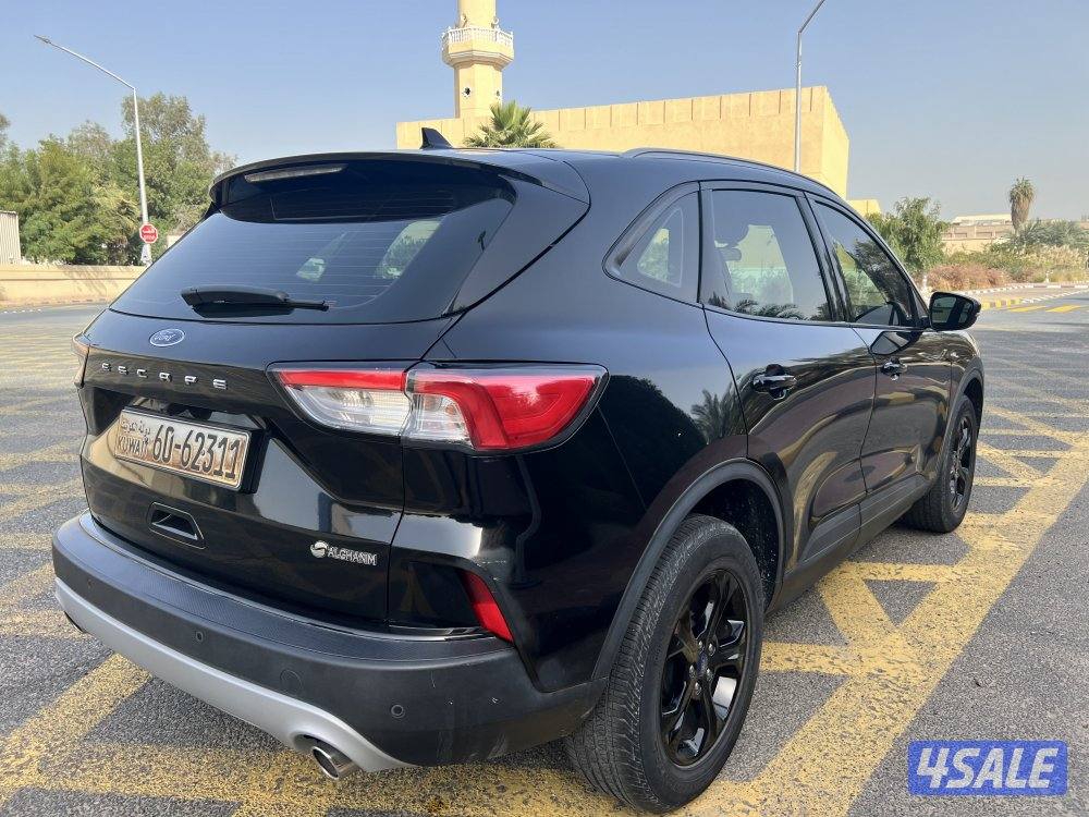 فورد اسكيب موديل 2022 عداد 39 الف بحالة الجديدة5