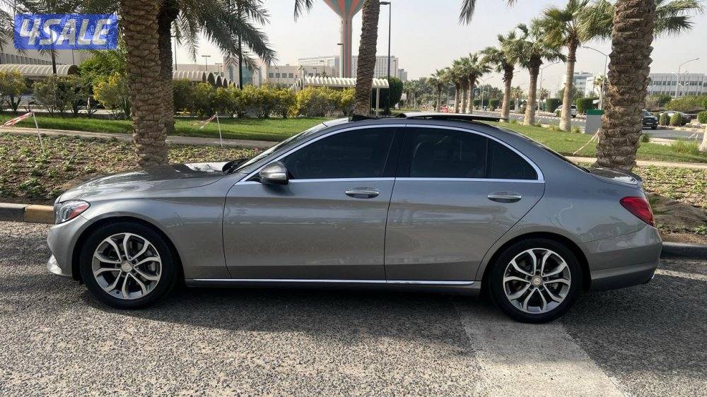 مرسيدس C300 مديل 2015 نظيف جدا شرط الفحص5