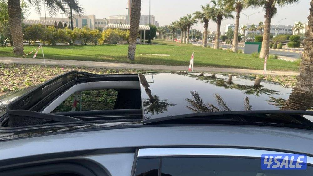 مرسيدس C300 مديل 2015 نظيف جدا شرط الفحص10