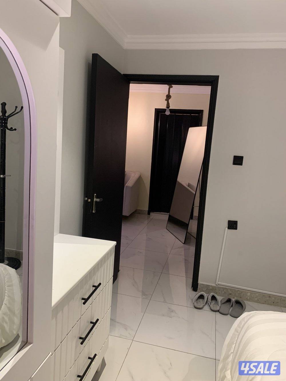 شقق للايجار خلو غرفة وصالة ومطبخ وحمام تشطيب سوبر لوكس5