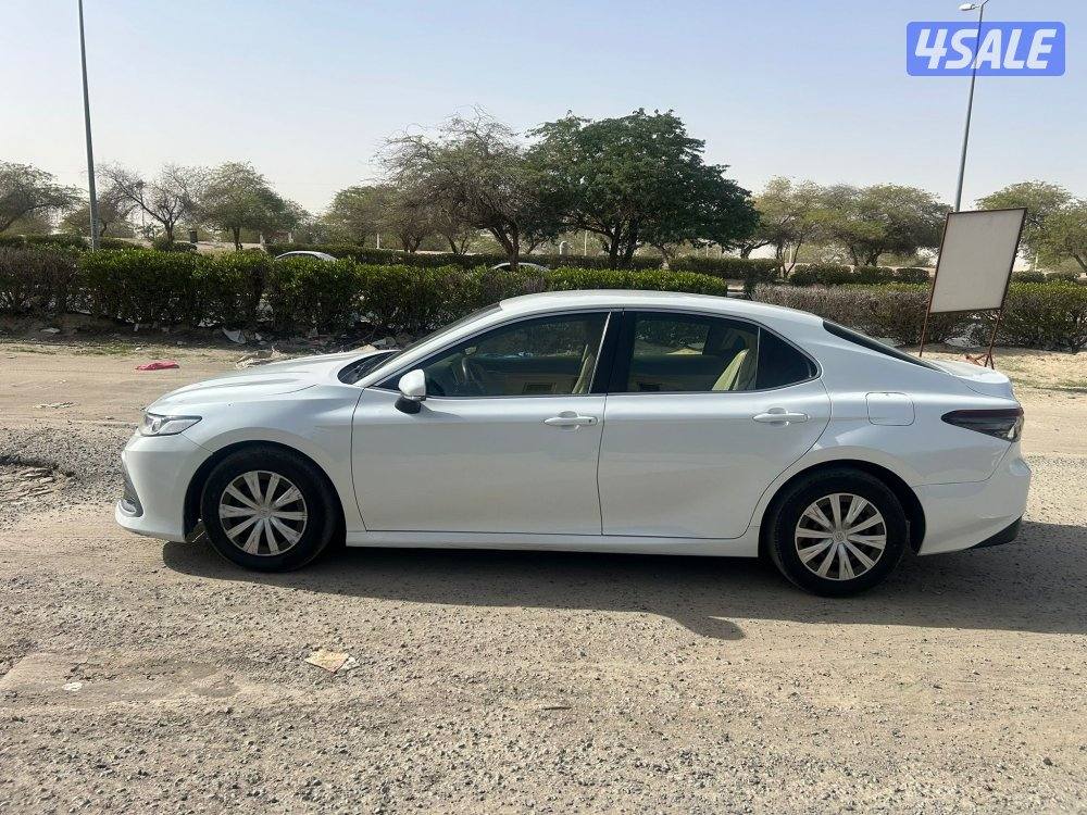 كامري2021 ماشي 140 ألف شرط الفحص0