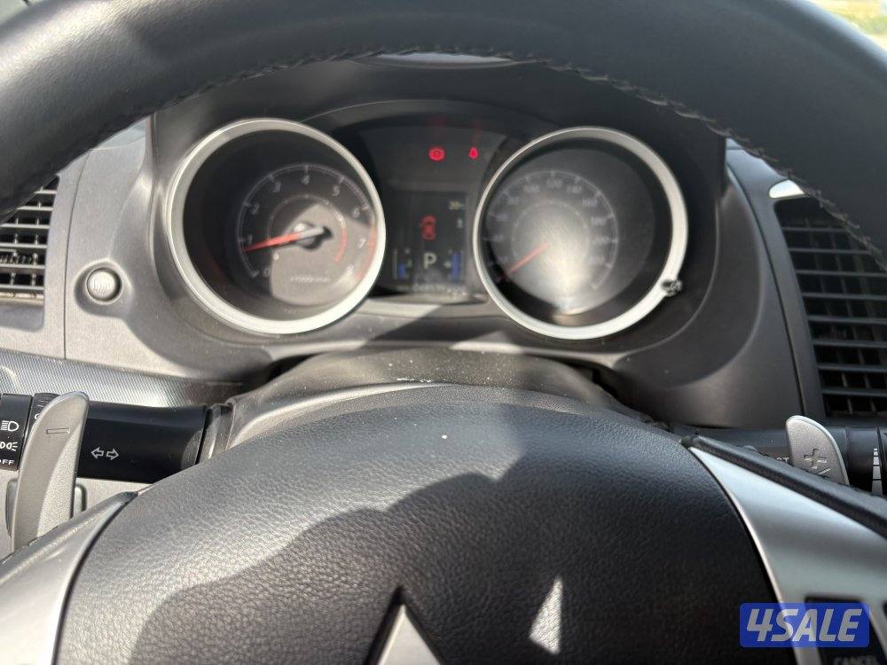 للبيع لانسر10