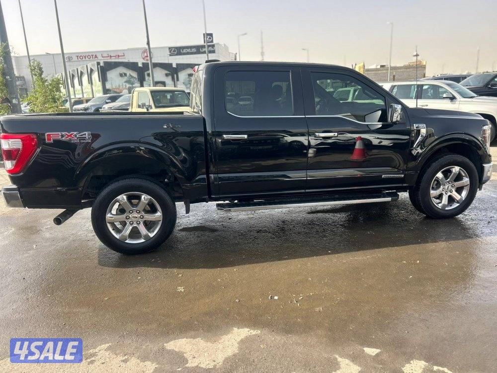 فورد LARIAT . F150  موديل 2021 ماشى 201.000 k.m  وارد الغانم2