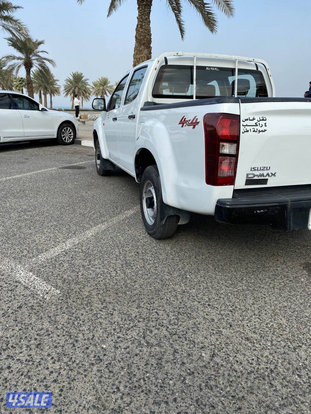 للبيع ايسوزو ديزل صبغ وكاله1