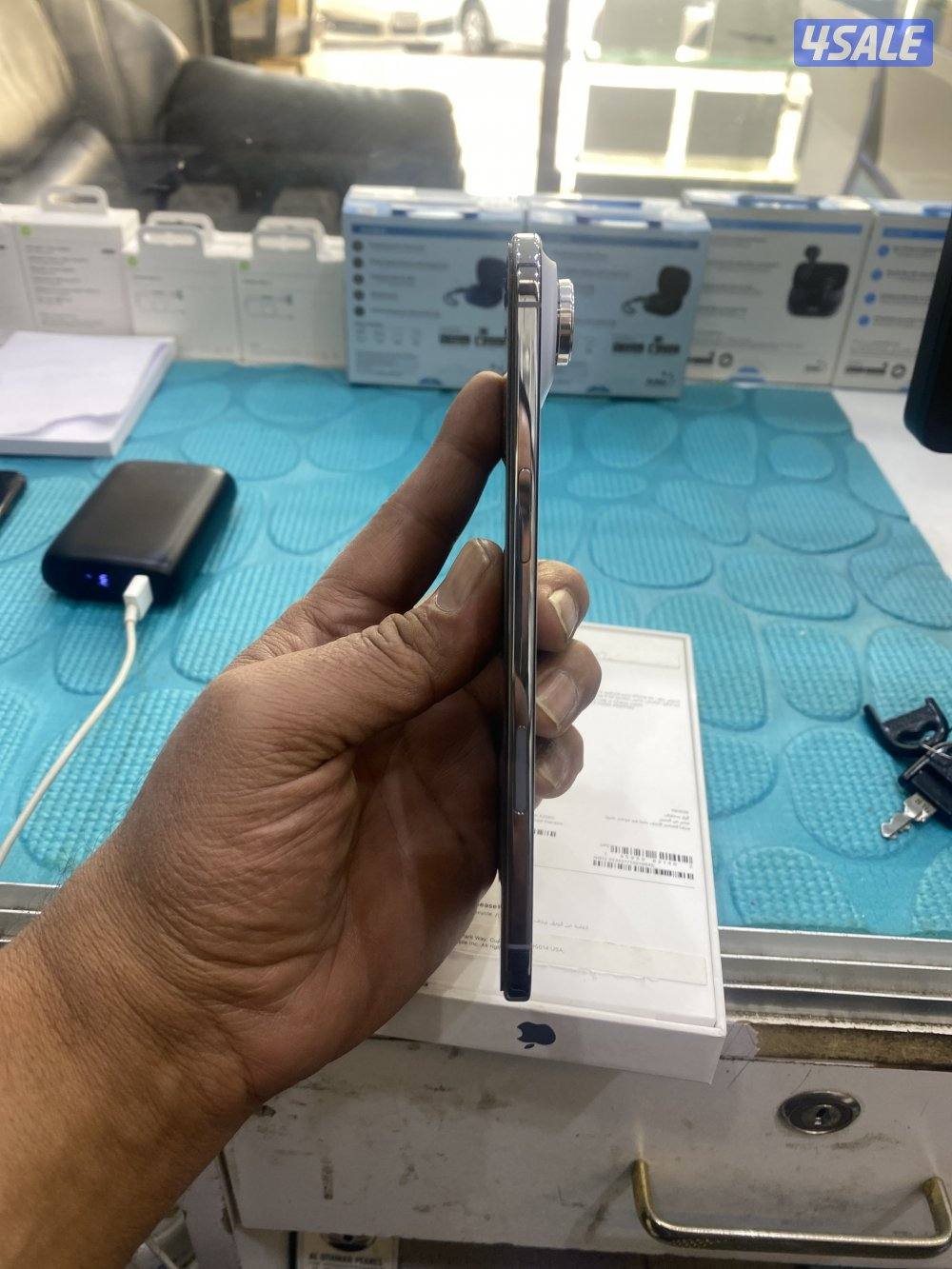 ايفون ١٧ اير ٢٥٦1