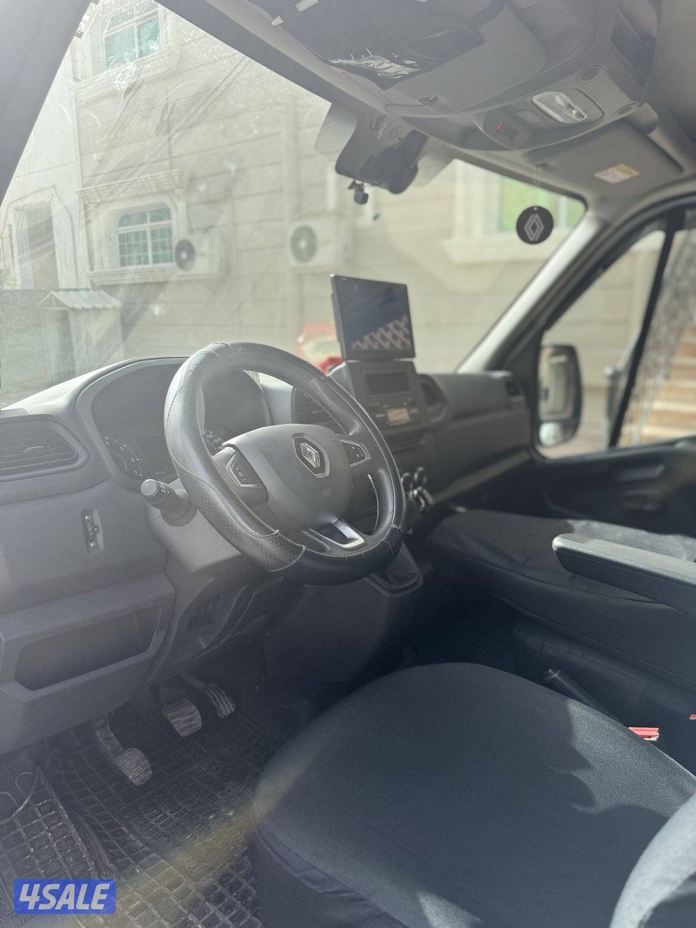 كرفان موقفل شبة جديد وارد الكويت اللون اليض10