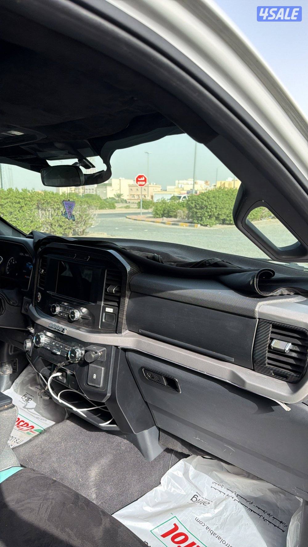 للبيع اف ون ففتي3