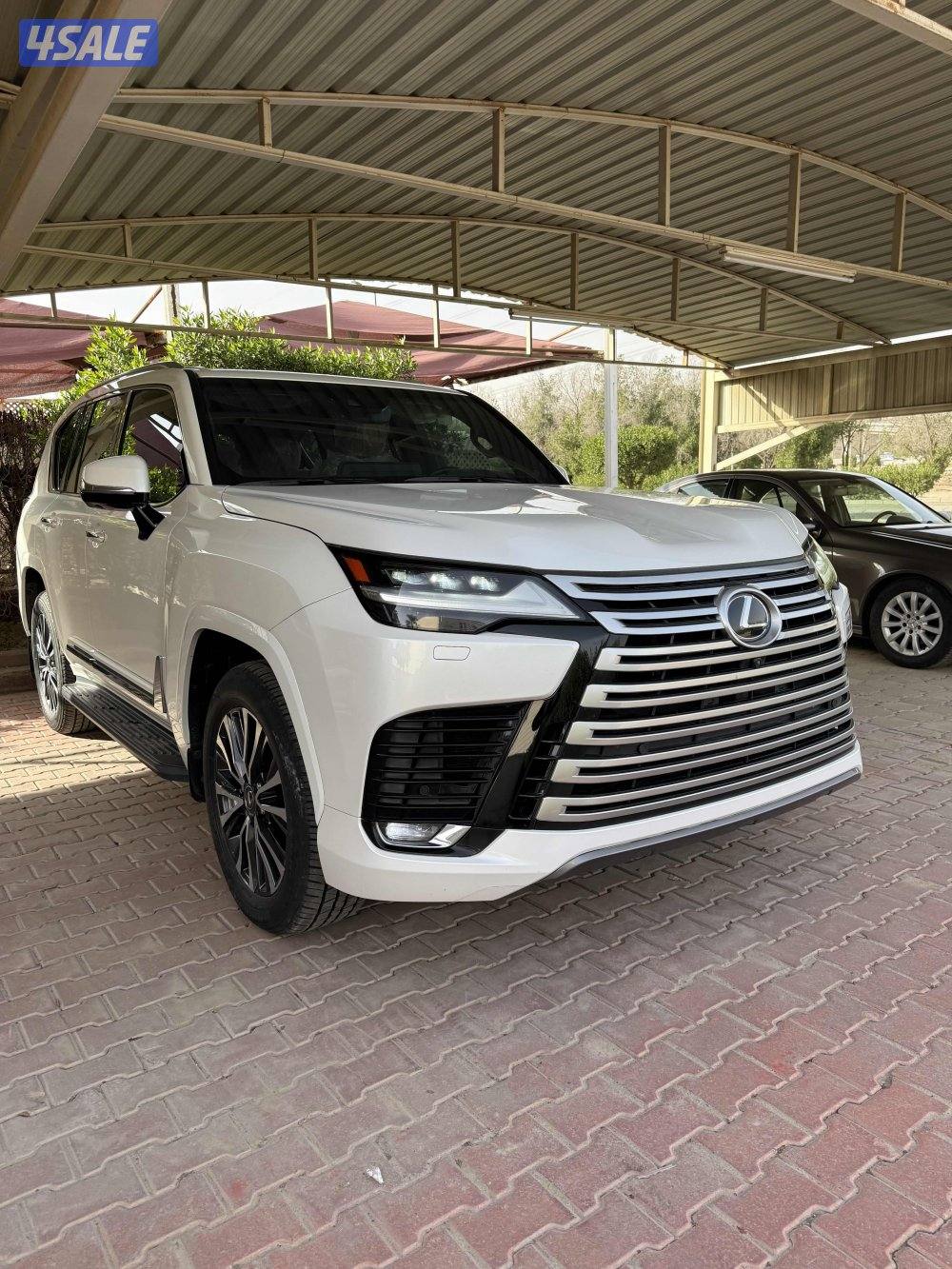 جيب لكزس LX 600 موديل 2024 ماشي 49 الف وارد الساير0