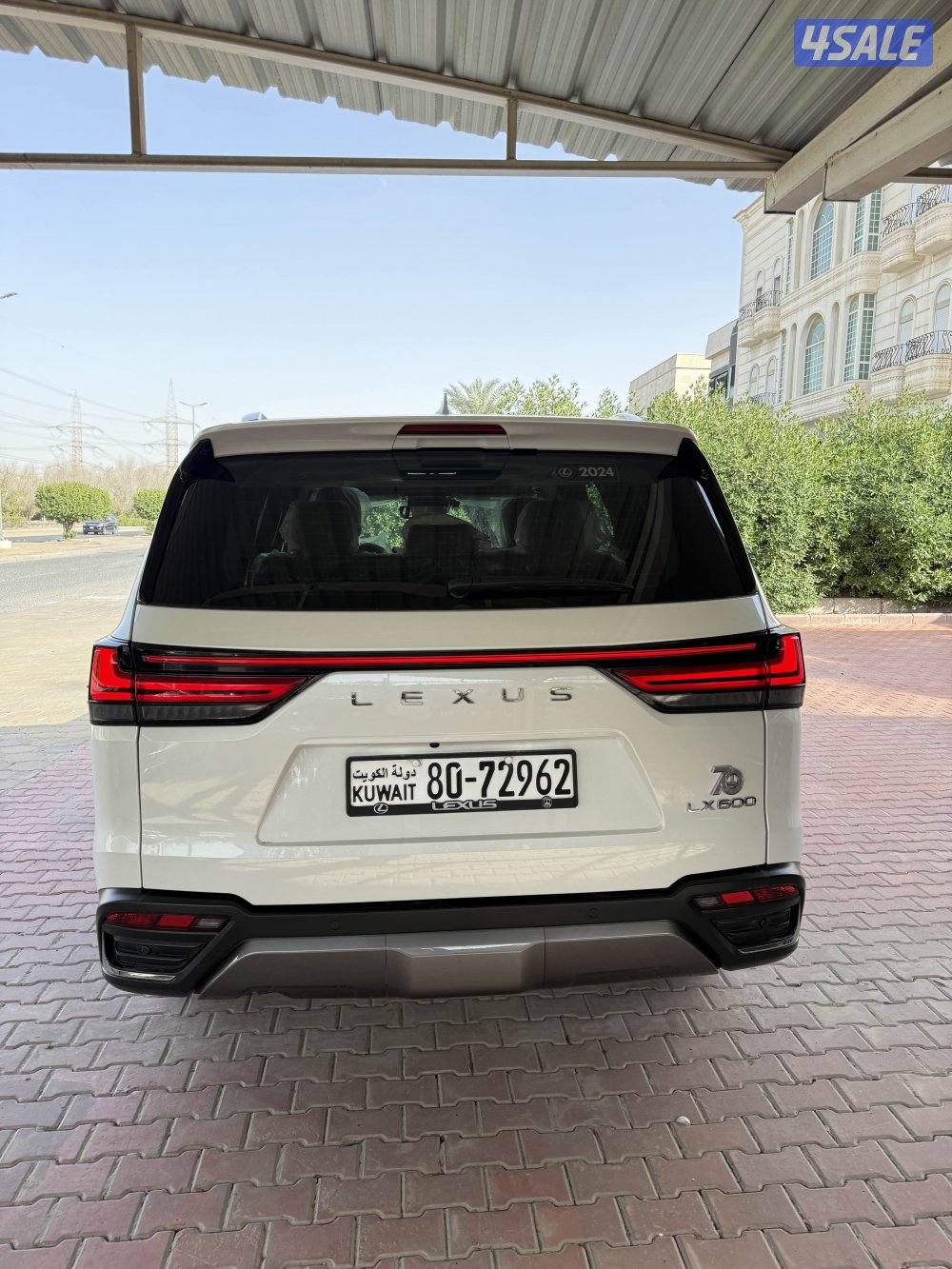 جيب لكزس LX 600 موديل 2024 ماشي 49 الف وارد الساير3