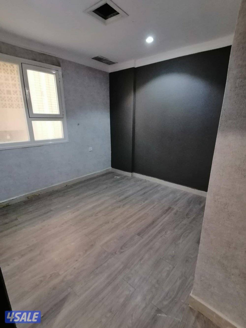 شقةغرفتين صالة 2 حمام مطبخ مصافط متوفرة كل الخدمات بجوار سيتي سنتر5