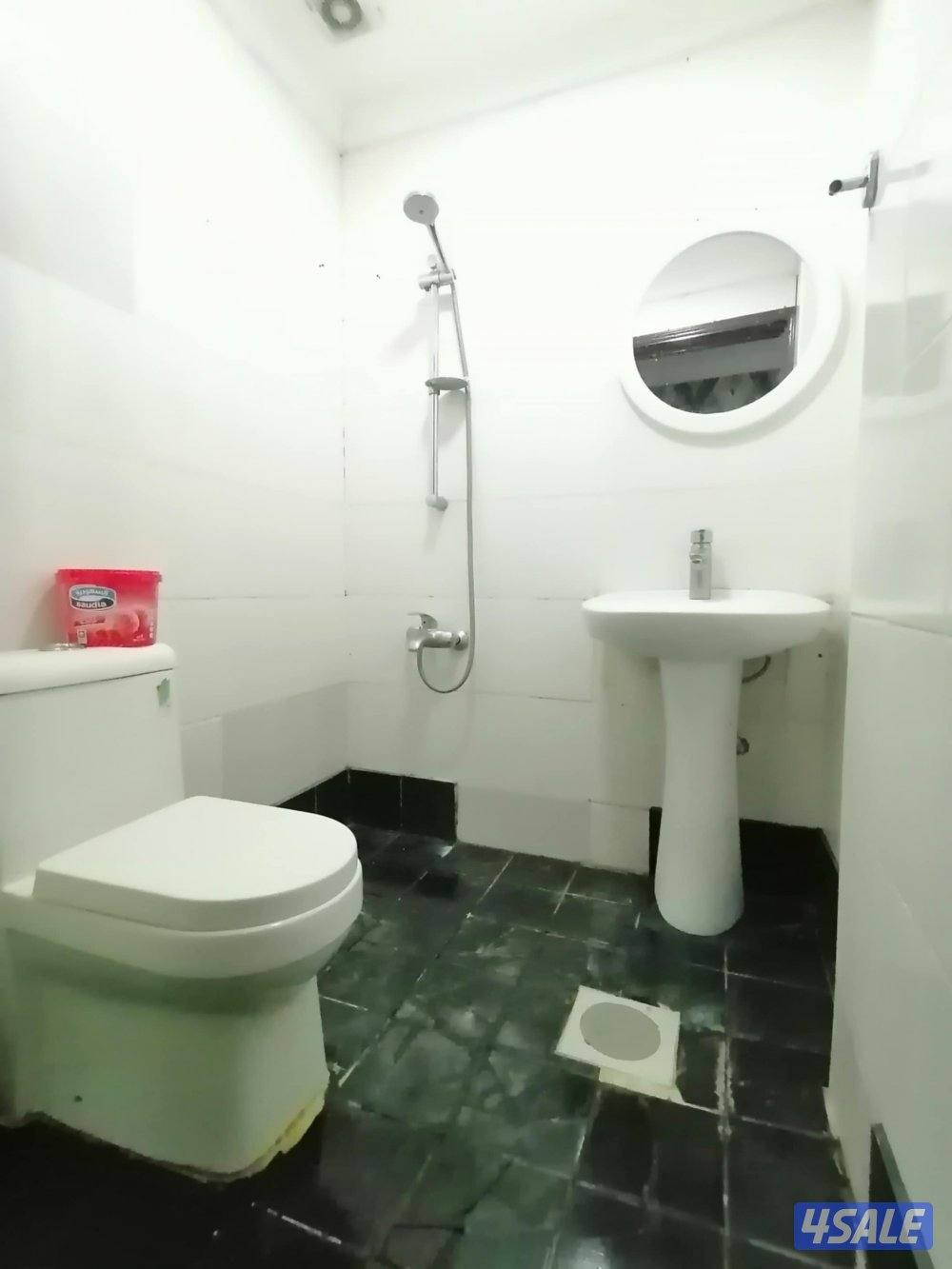 شقةغرفتين صالة 2 حمام مطبخ مصافط متوفرة كل الخدمات بجوار سيتي سنتر13