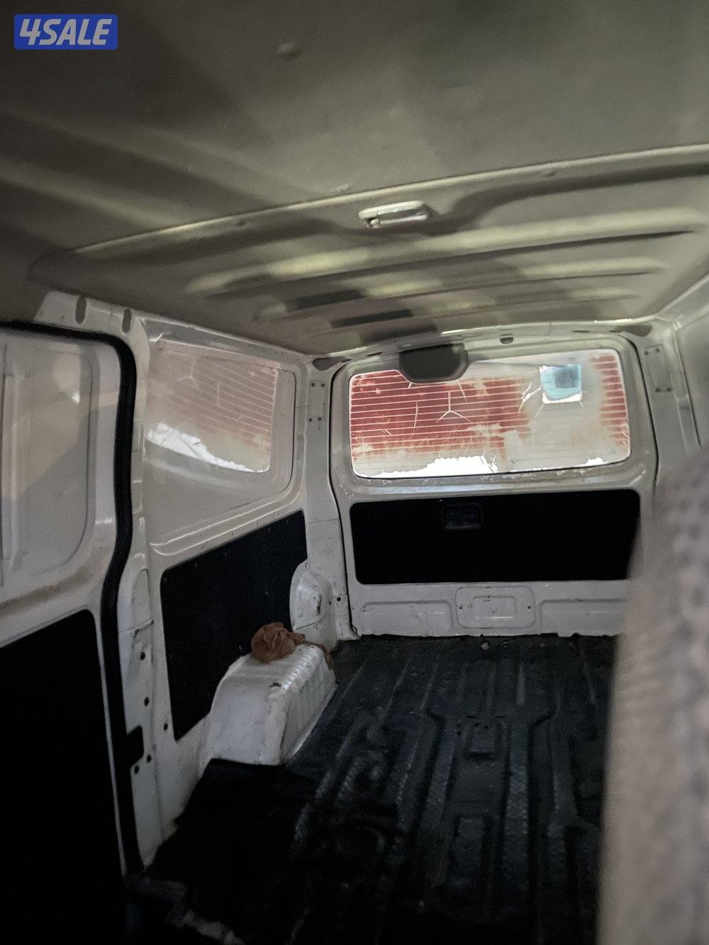 للبيع باص نيسان 2016 نظيف5