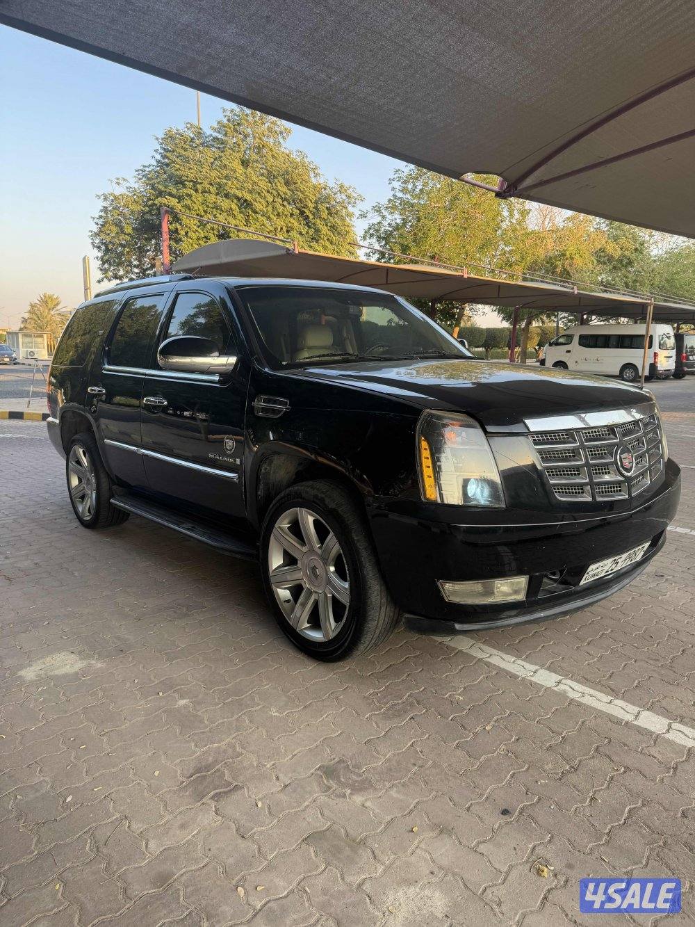 اسكاليد 2008 وارد الغانم1