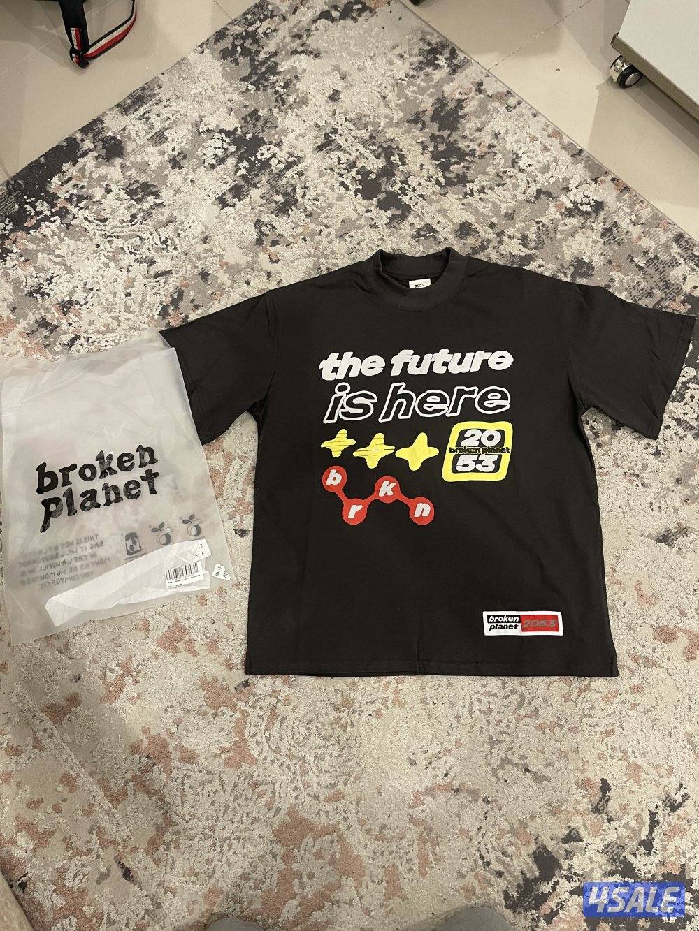 broken planet t-shirt0