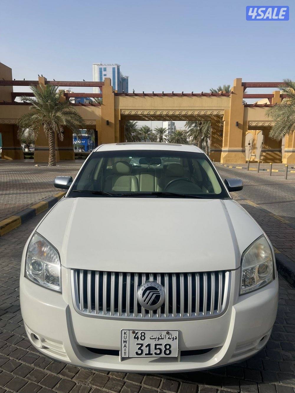 للبيع 2009 فورد صالون ماشي 97 الف صبغ الوكاله فل ابشن0