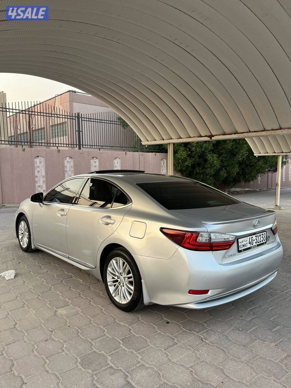 لكزس ES250 موديل 20163