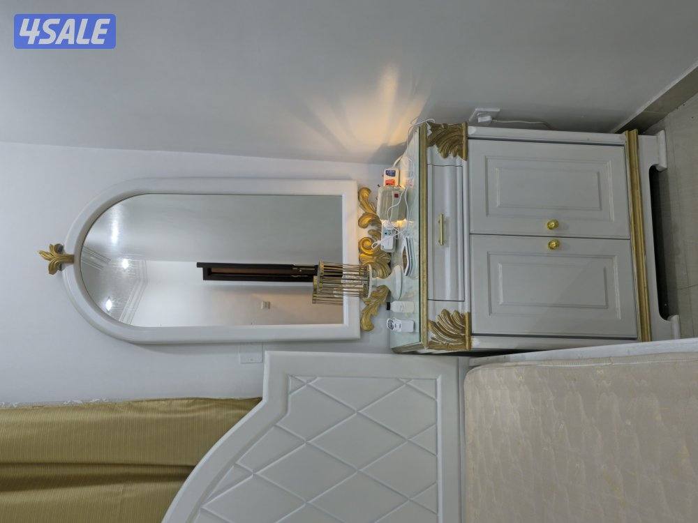 غرفة نوم نظيفه وقويه خشب تفصال سبع قطع كامله مع الماترس والبرده1