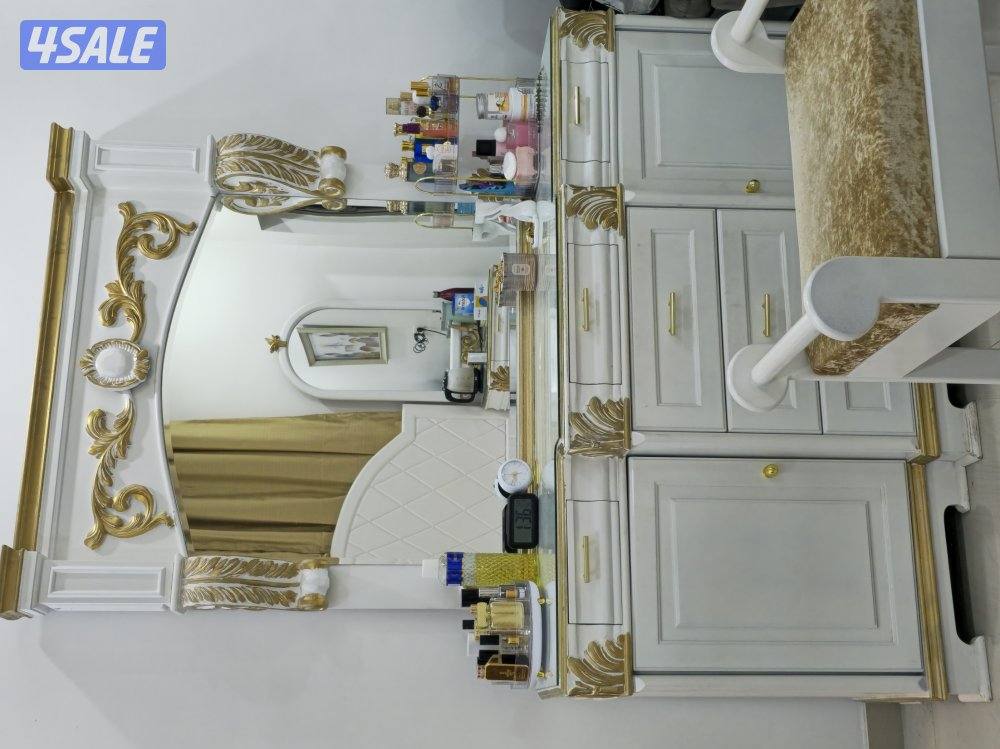 غرفة نوم نظيفه وقويه خشب تفصال سبع قطع كامله مع الماترس والبرده0