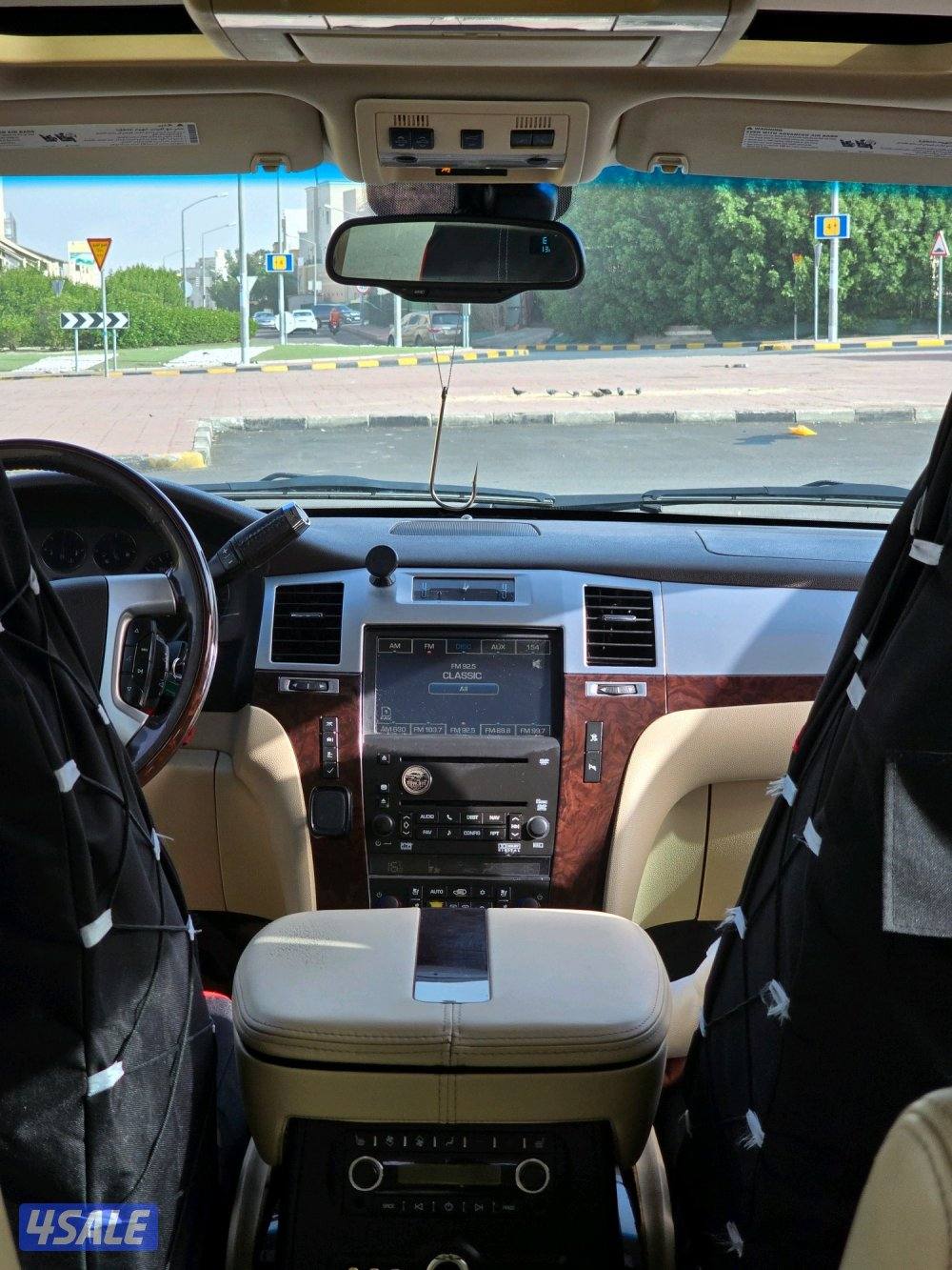 للبيع اسكاليد موديل 20081