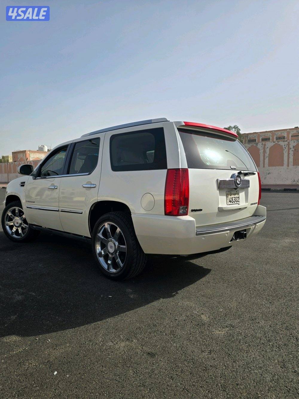 للبيع اسكاليد موديل 20083