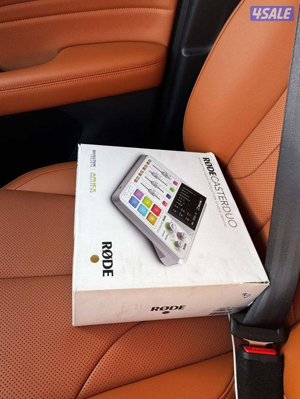 RODECASTER DUO مكسر1