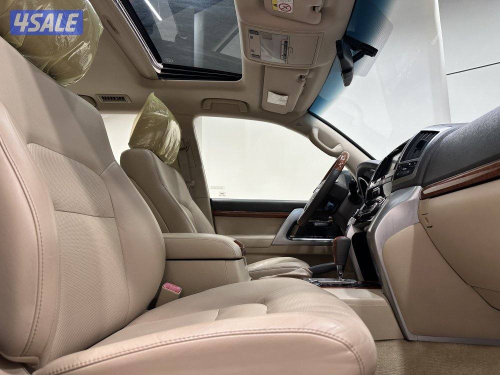 لاندكروزر VXR4