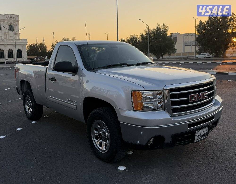 سييرا 2013 صبغ الوكاله ماعدا قطعه ماشي 2703