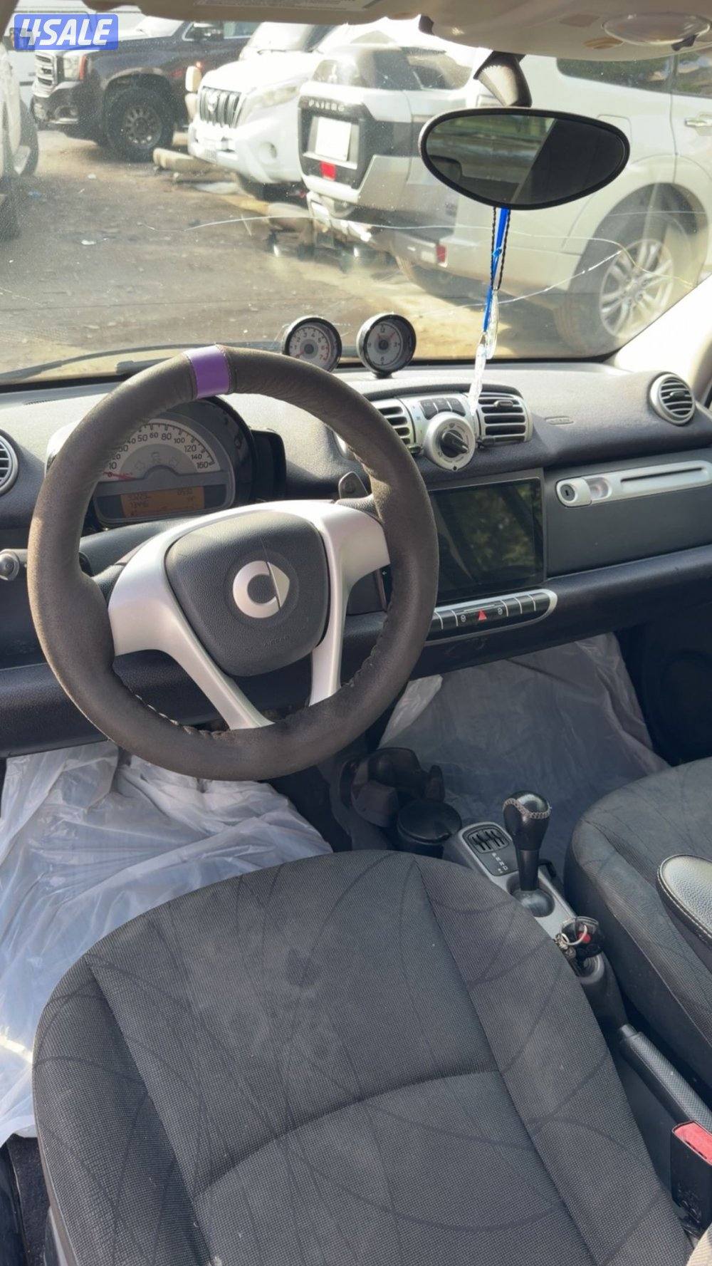 للبيع سياره سمارت موديل ٢٠١٢شرط الفحص2