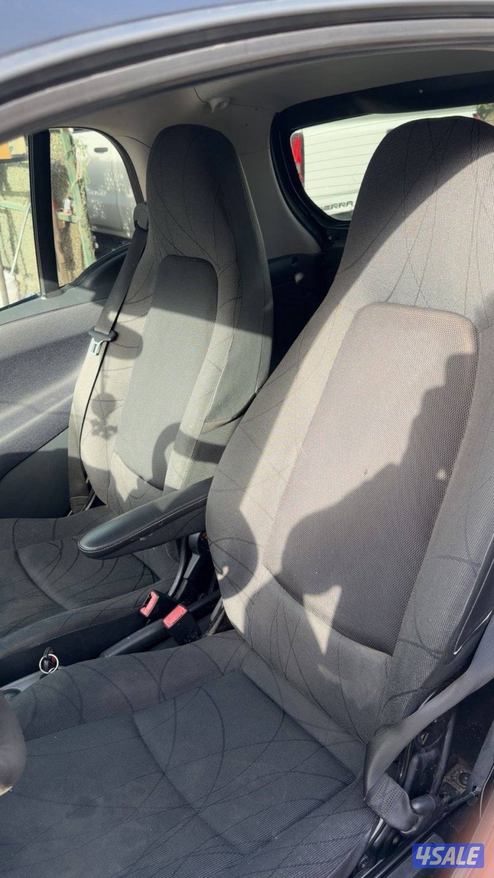 للبيع سياره سمارت موديل ٢٠١٢شرط الفحص1