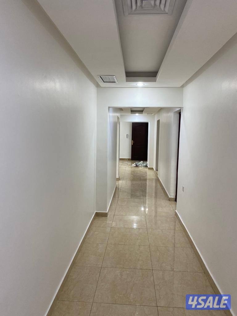 للايجار بيت كامل في العيون الموقع راس نافذ0