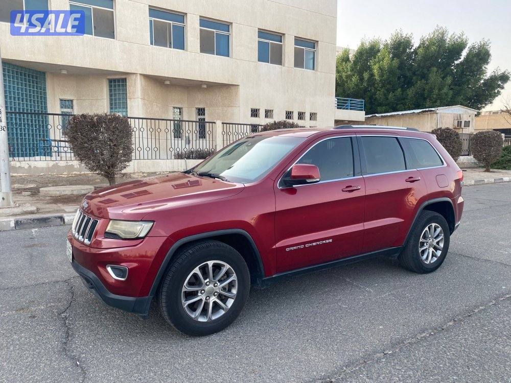 قراند شيروكي لاريدو 2014 صبغ الوكاله عداد270 الف وارد الوكاله 6 سلندر1