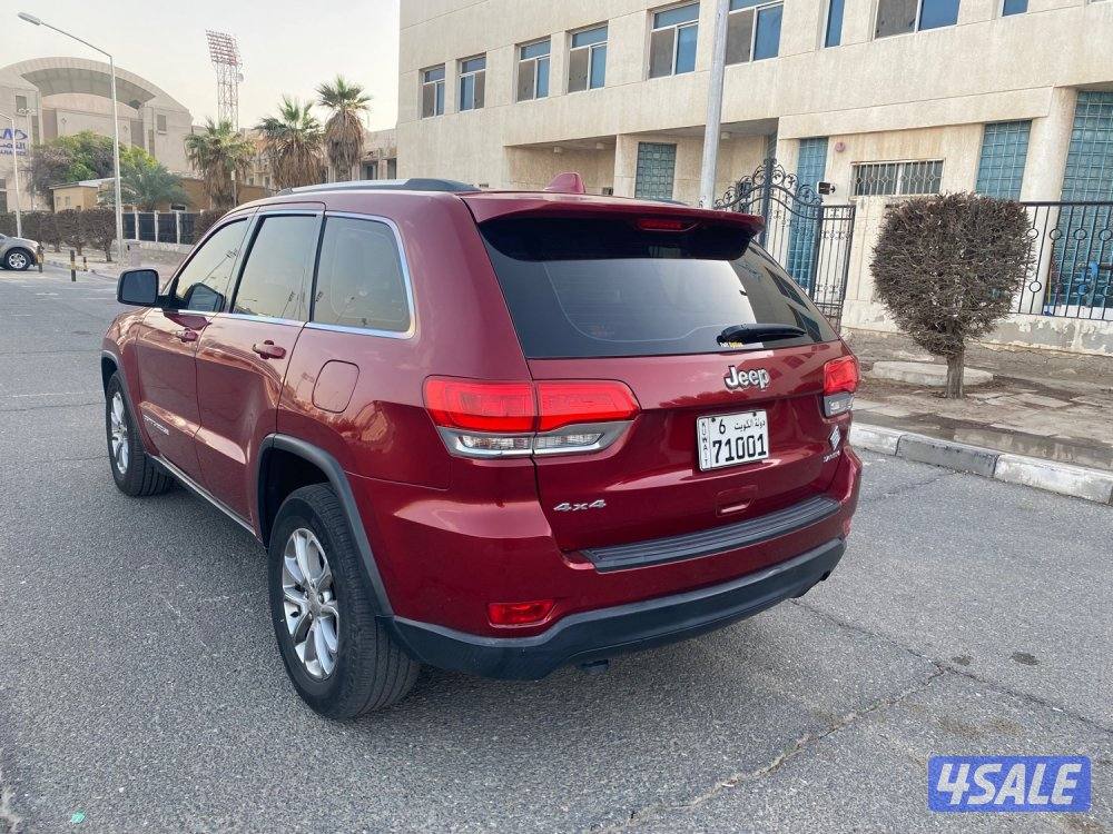 قراند شيروكي لاريدو 2014 صبغ الوكاله عداد270 الف وارد الوكاله 6 سلندر5