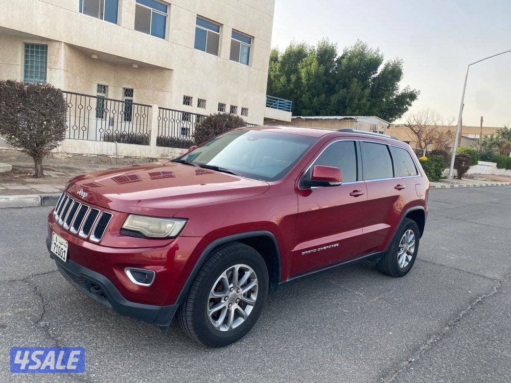 قراند شيروكي لاريدو 2014 صبغ الوكاله عداد270 الف وارد الوكاله 6 سلندر6