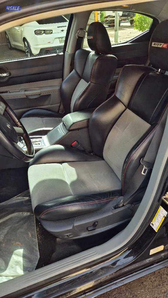 دودج تشارجر SRT8 20068