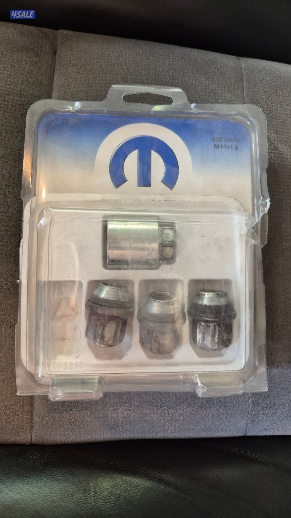 دودج تشارجر SRT8 20066